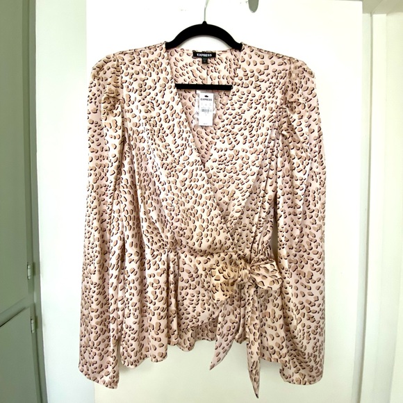 Express Pink Cheetah Print Peplum Blouse NWT - Picture 4 of 5